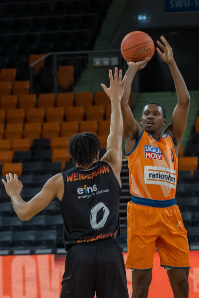 利亚是来取 利亚是来取