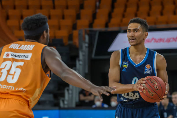 动对大连足 动对大连足